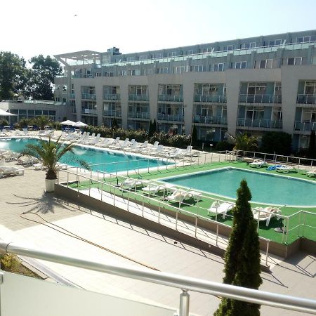 Apartments In Black Sea Star Complex 소조폴 외부 사진