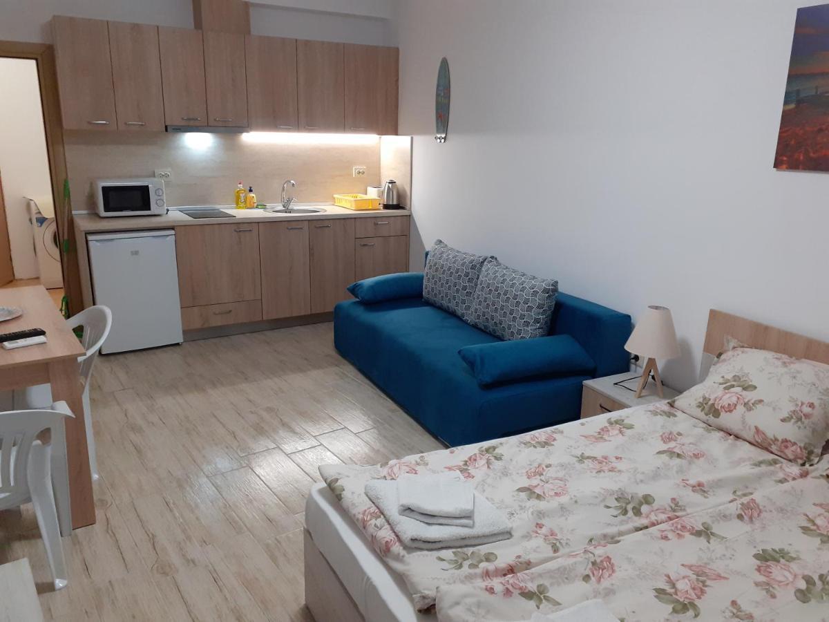Apartments In Black Sea Star Complex 소조폴 외부 사진