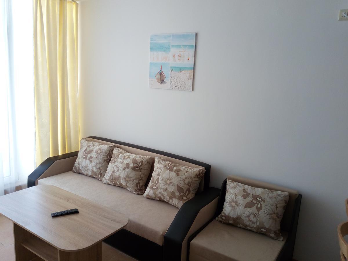 Apartments In Black Sea Star Complex 소조폴 외부 사진