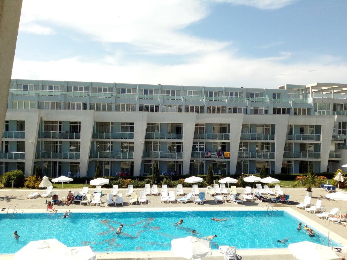 Apartments In Black Sea Star Complex 소조폴 외부 사진